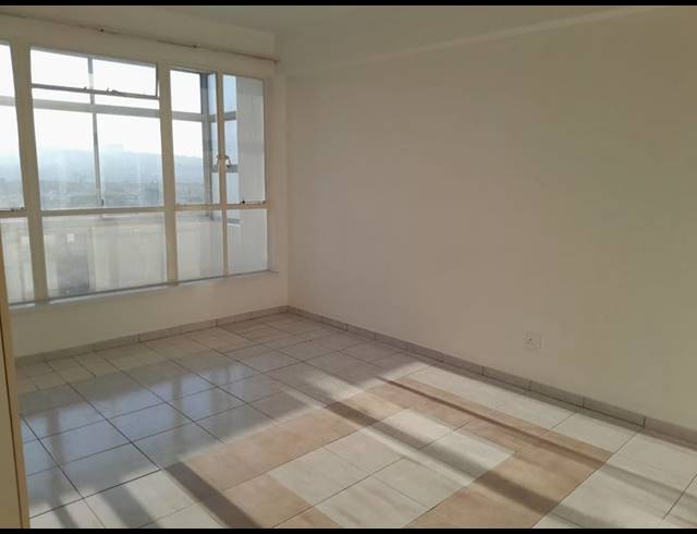 1 BEDROOM PROPERTY TO RENT IN NORTH BEACH